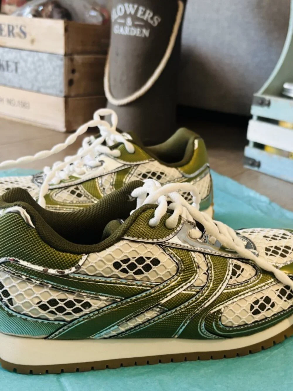 Steve Madden Pager Green Multi Size 7